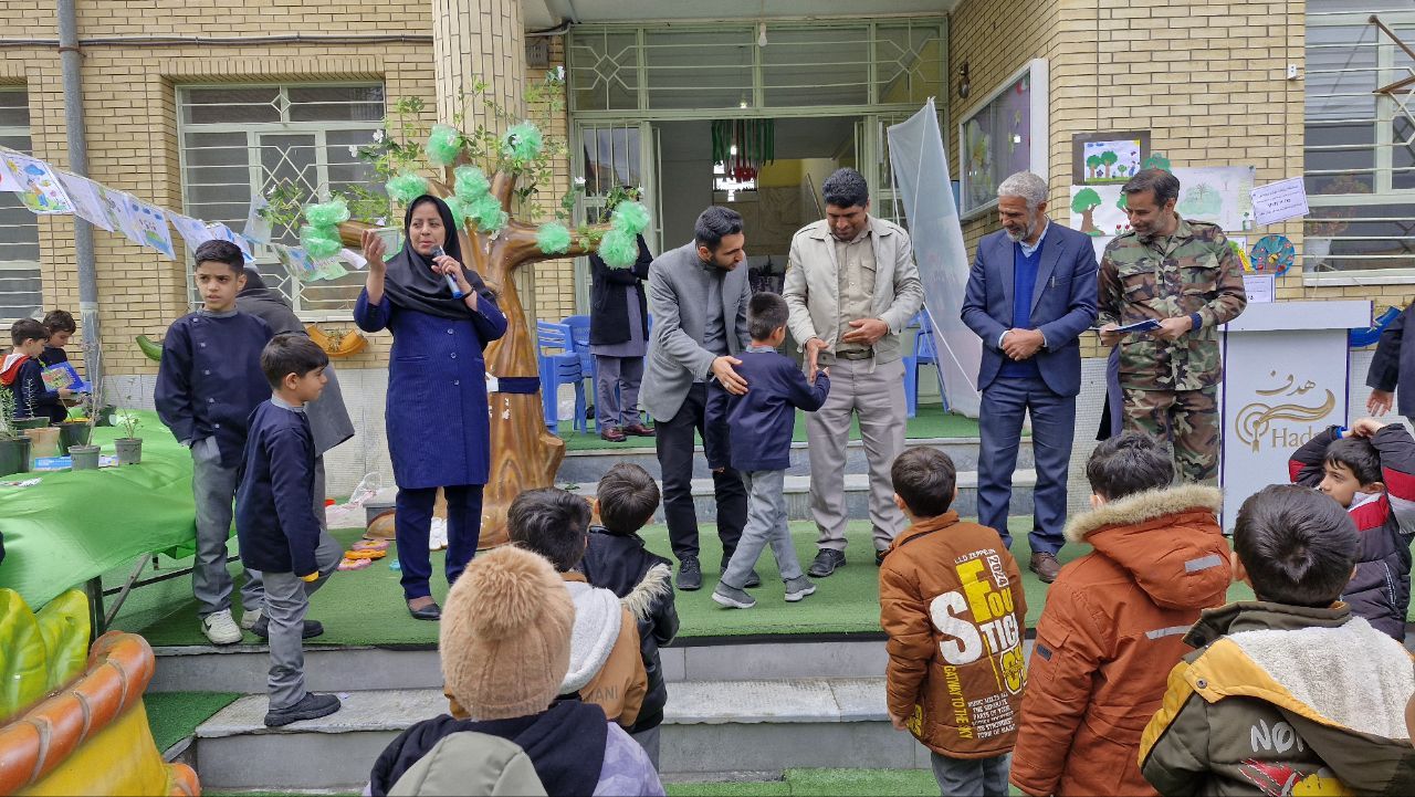 تقدیر از جشنواره نقاشی در حوزه طبیعت